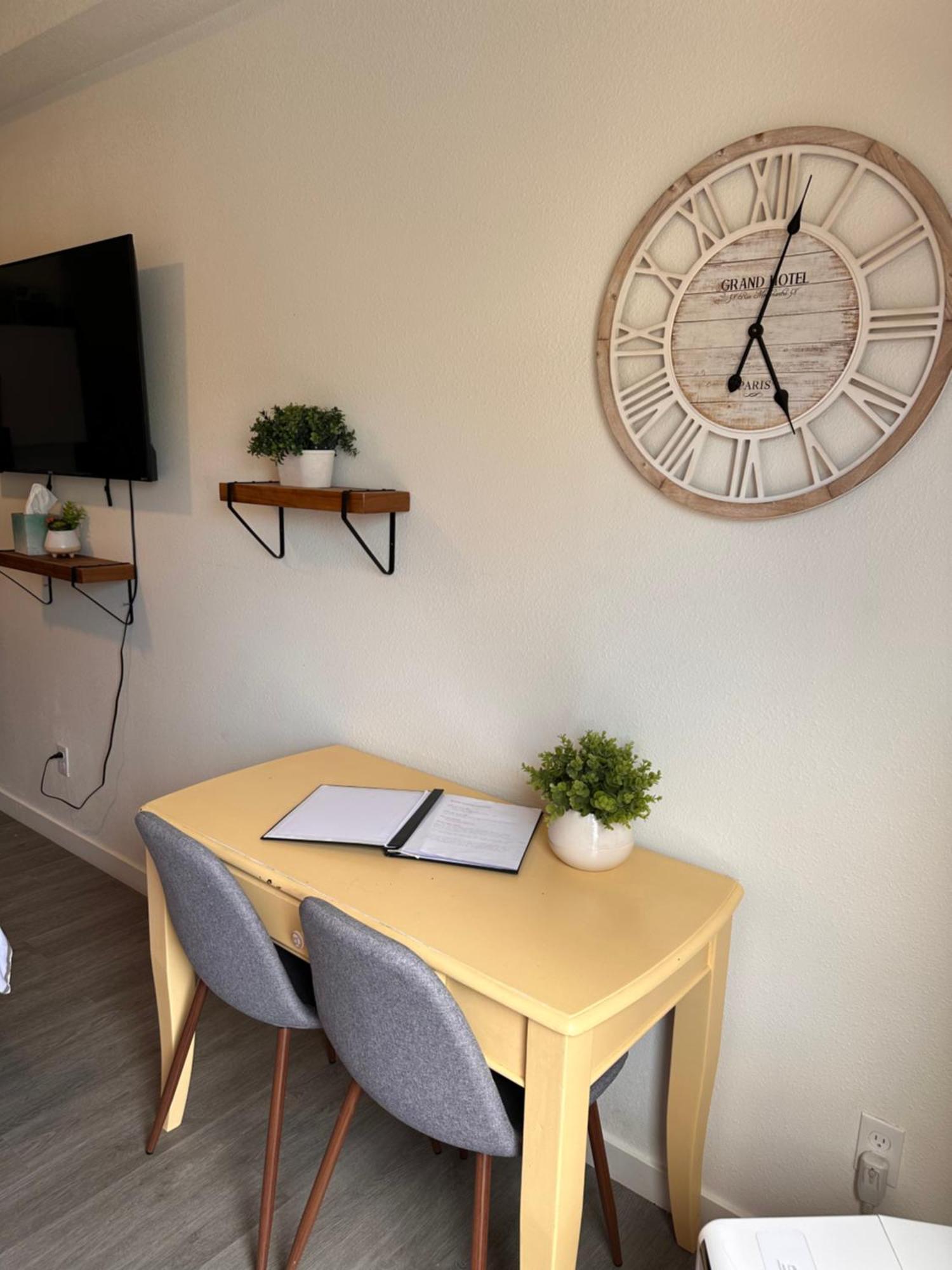 The Asbury House Guest Rentals Moscow Exterior photo